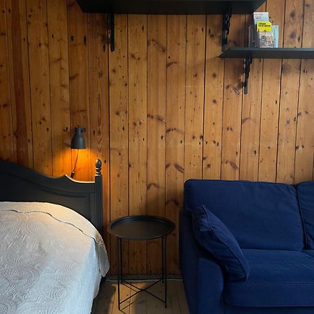 Hipster'S Kalamaja Studio Apartment Tallinn Exterior photo